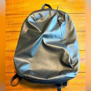 Wexley STEM Daypack | Cordura  | 17L | Black | Used